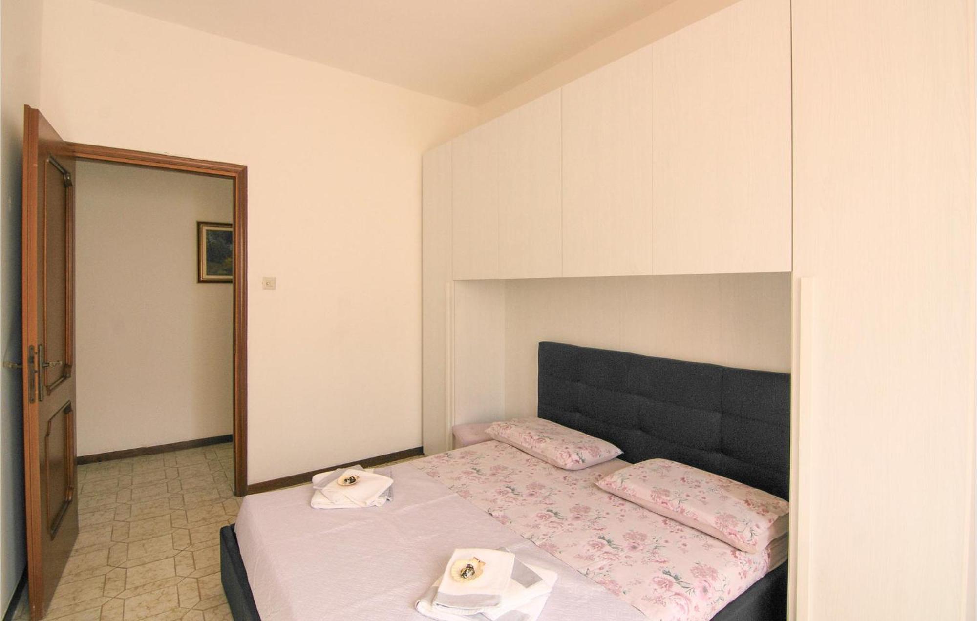 Cozy Apartment In La Spezia With Wifi Buitenkant foto