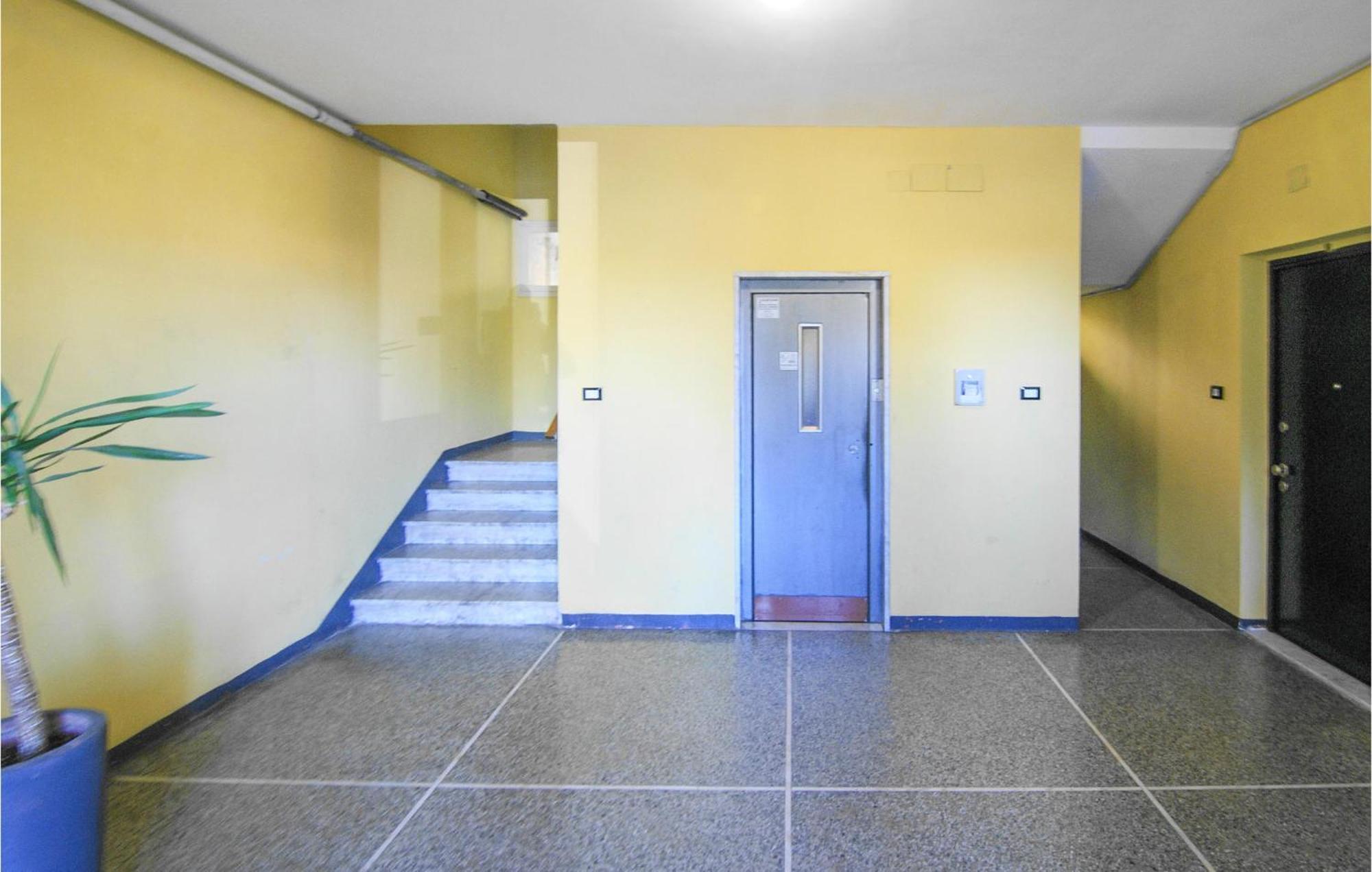 Cozy Apartment In La Spezia With Wifi Buitenkant foto