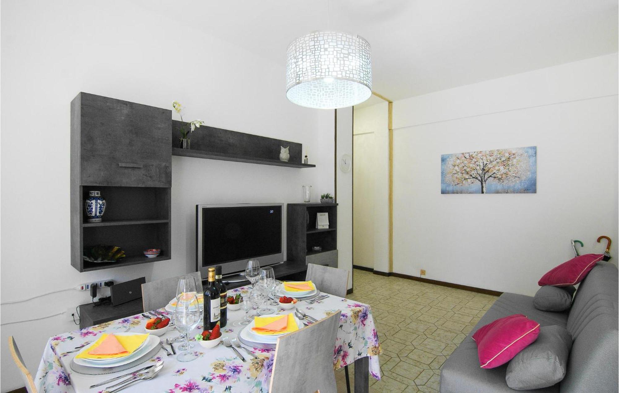 Cozy Apartment In La Spezia With Wifi Buitenkant foto