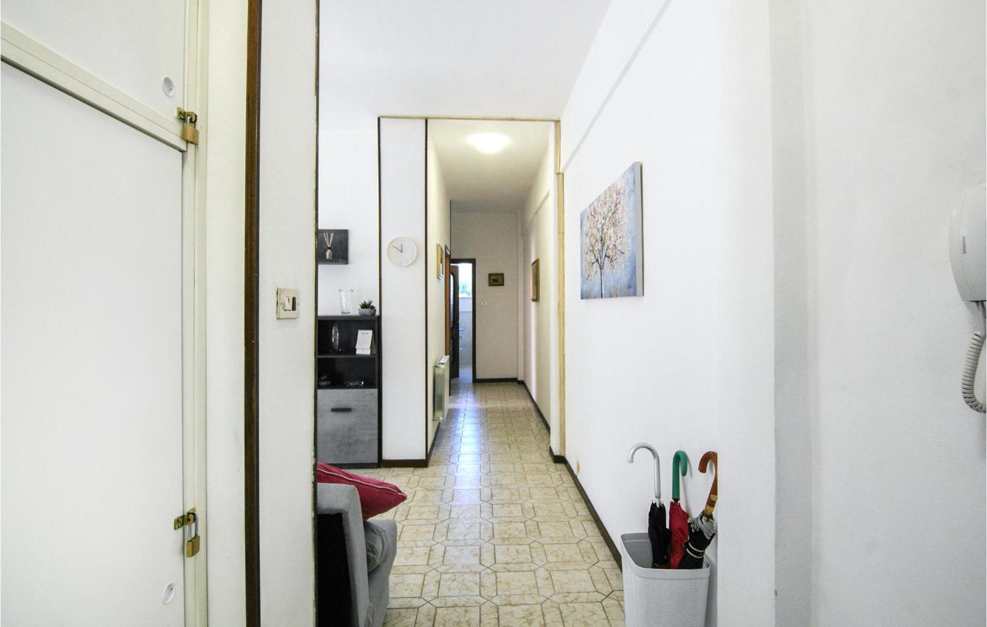 Cozy Apartment In La Spezia With Wifi Buitenkant foto