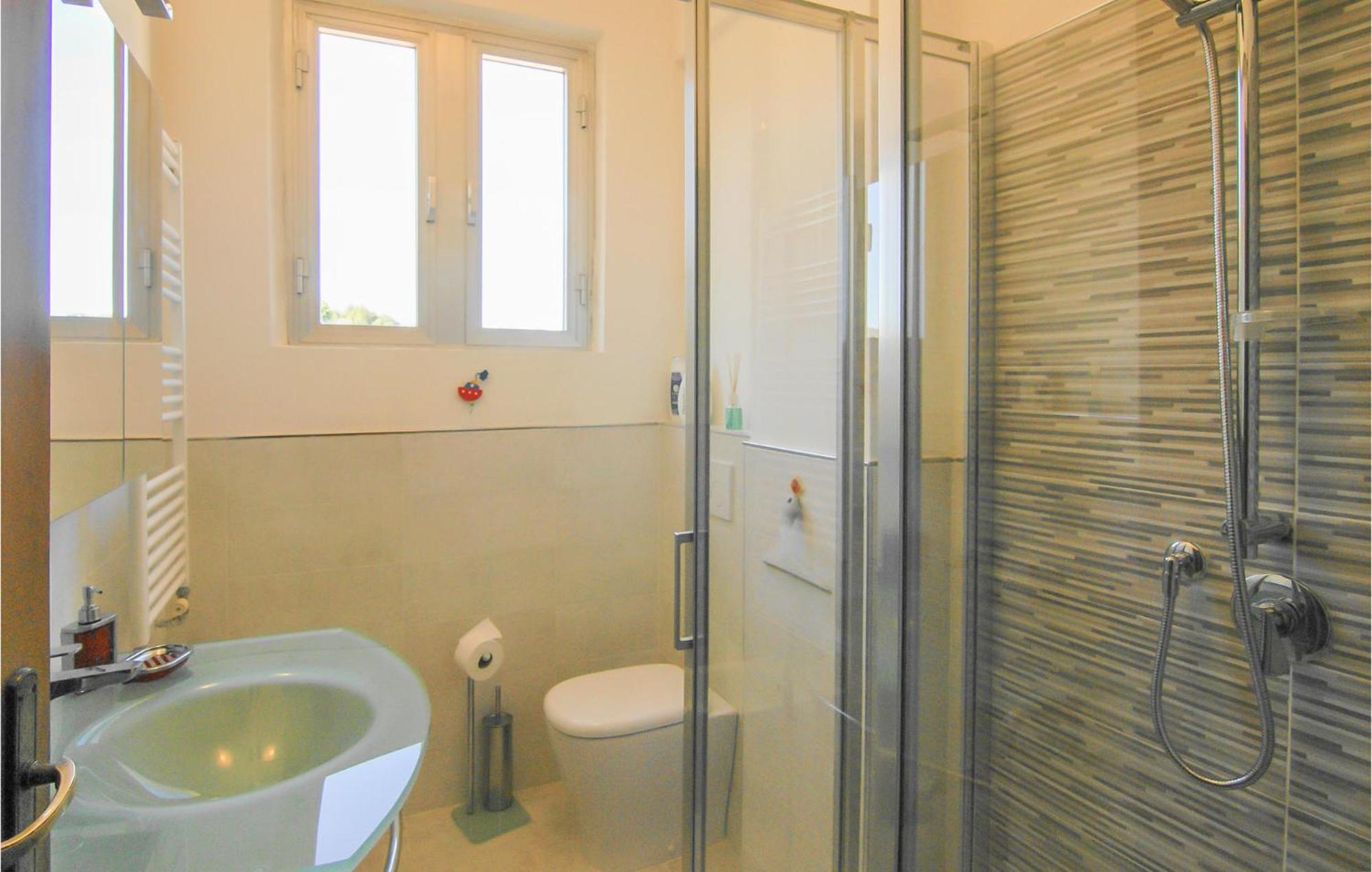 Cozy Apartment In La Spezia With Wifi Buitenkant foto